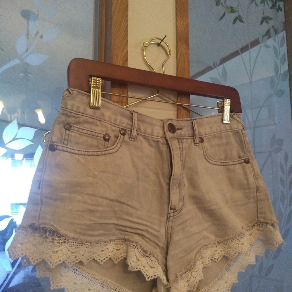 The cutest shorts, denim w/ Lace fringe